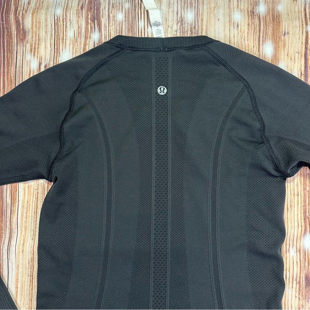 Lululemon Athletica Swiftly Tech Long Sleeve Crew Size 4 Black - Picture 4 of 16